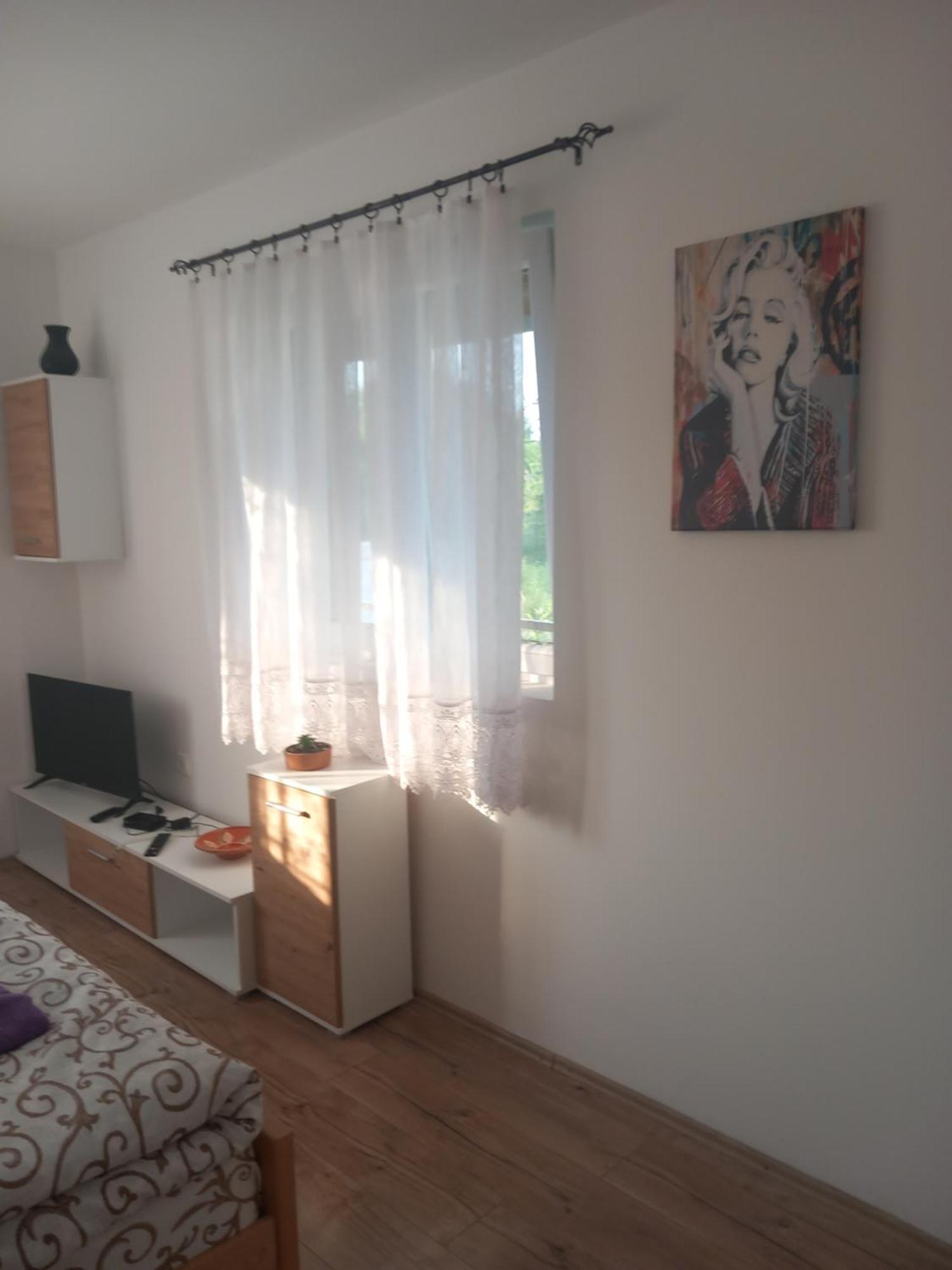 Rm Castell Apartments Νόβι Σαντ Εξωτερικό φωτογραφία