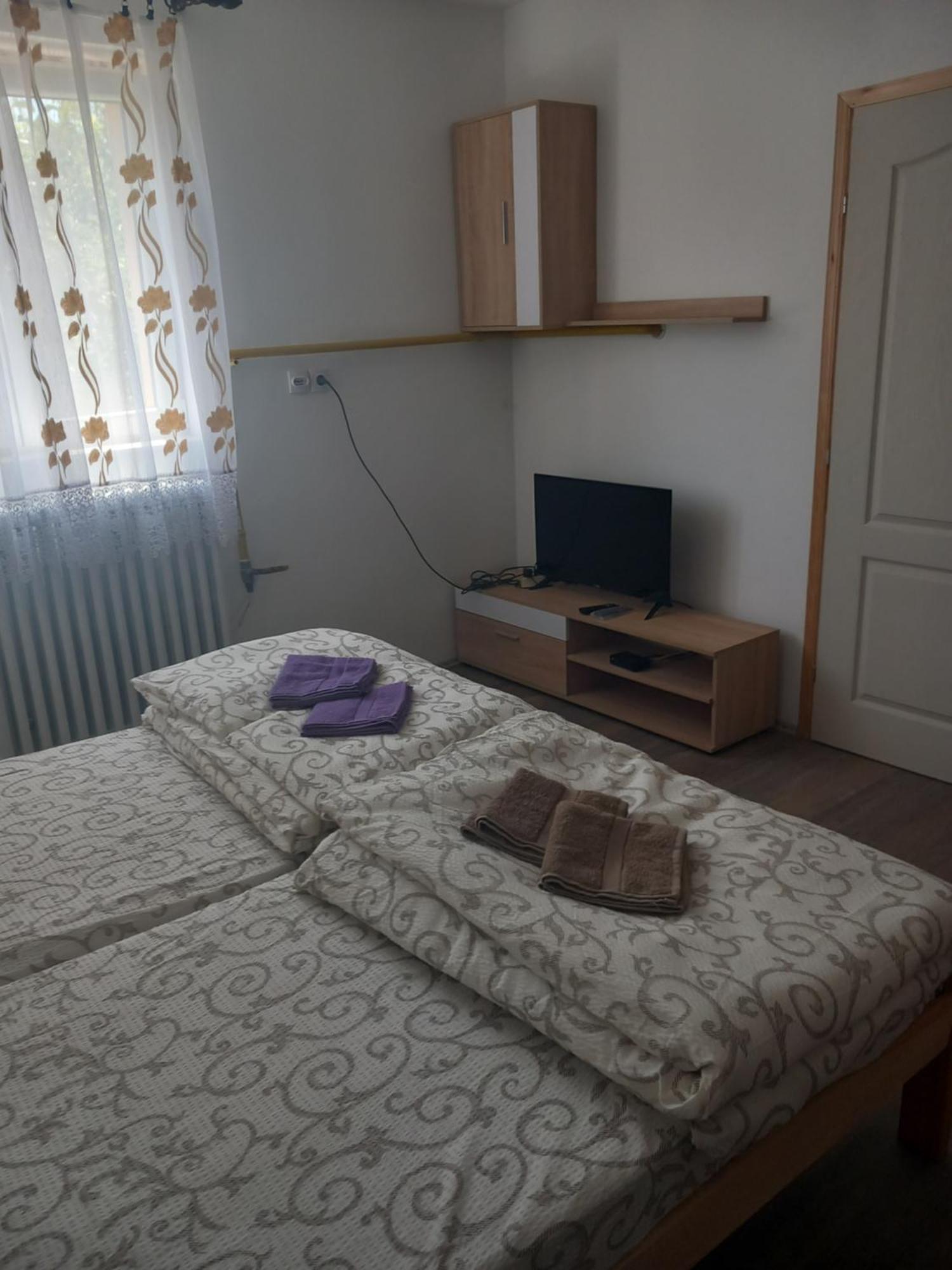 Rm Castell Apartments Νόβι Σαντ Εξωτερικό φωτογραφία