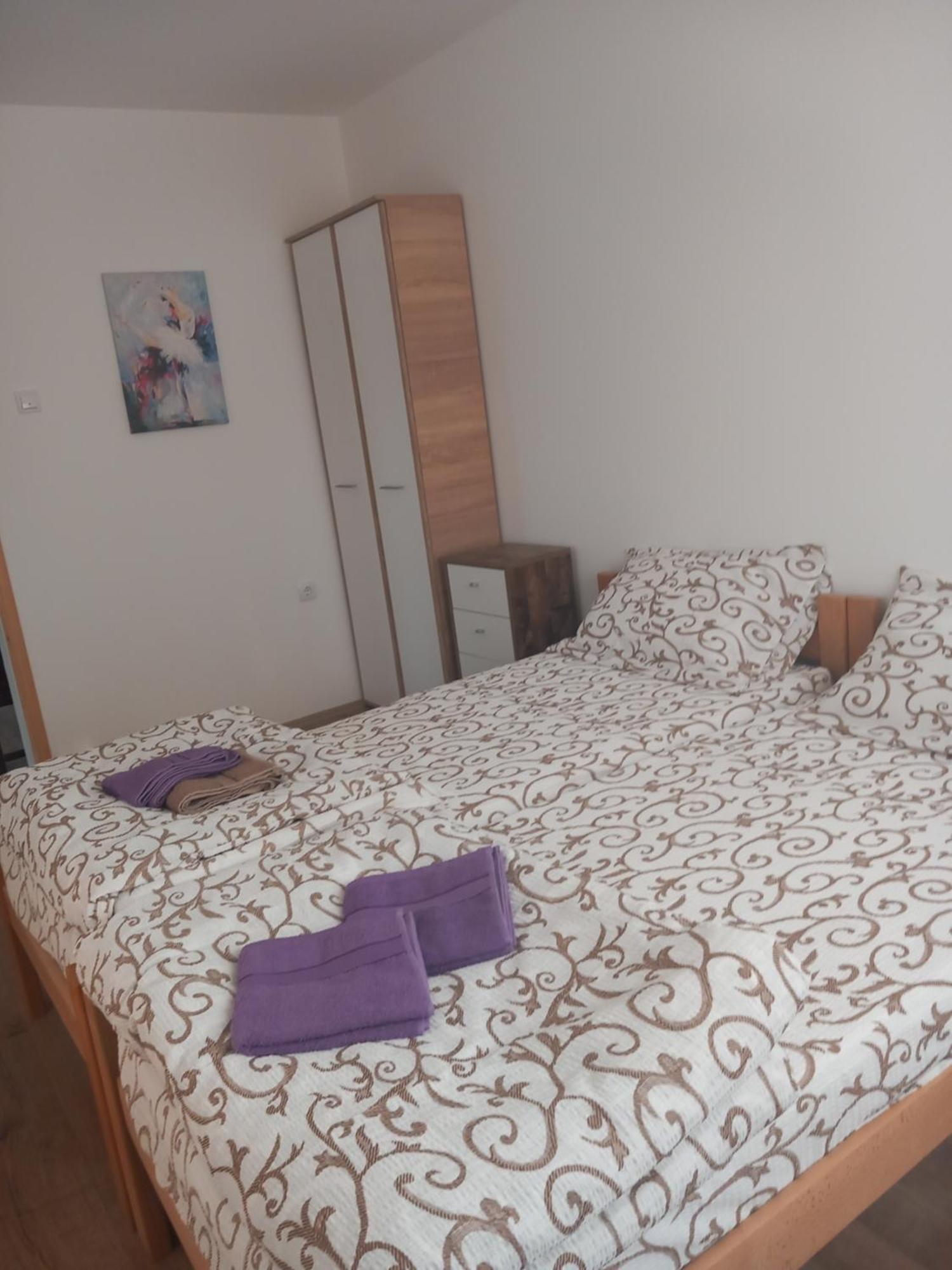 Rm Castell Apartments Νόβι Σαντ Εξωτερικό φωτογραφία